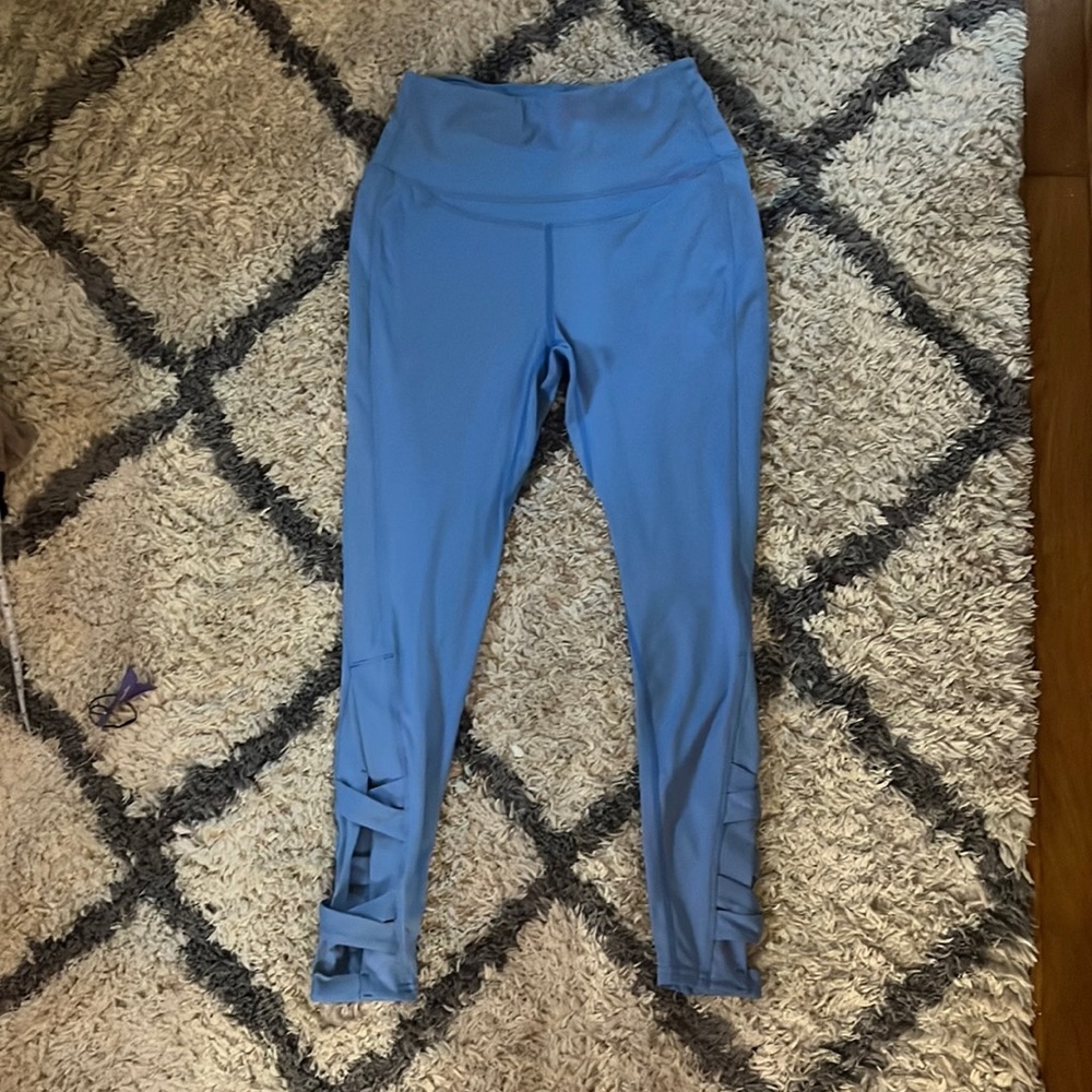 FREE PEOPLE MOVEMENT LEGGINGS